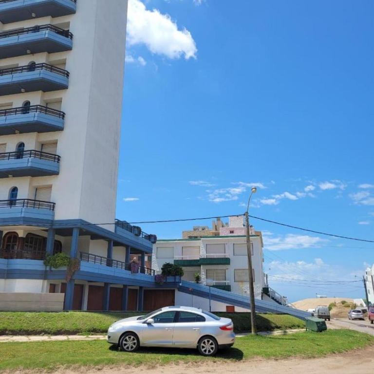 Departamentos Av 1 Villa Gesell Provincia de Buenos Aires - Apartamento de 3 dormitorios - 13