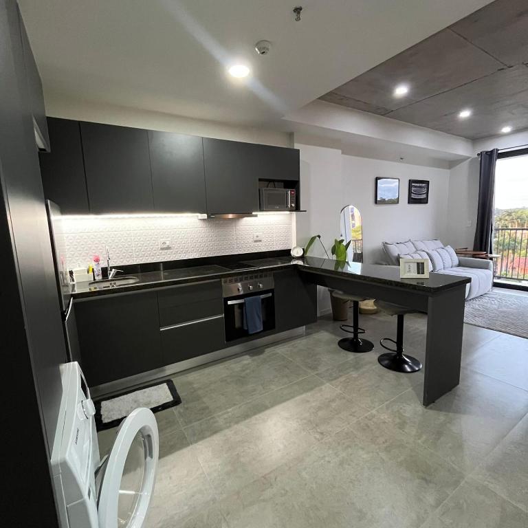 Elegante, completo y a 5 minutos del Eje Corporativo - One-Bedroom Apartment - 11