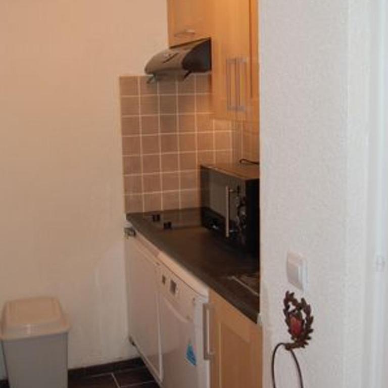 Charmant 2 pièces cabine 6 personnes, départ skis aux pieds - Appartement 1 Chambre - 3