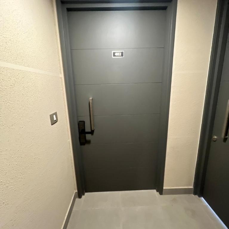 Apartment near El Teniente stadium - Three-Bedroom Apartment - 5