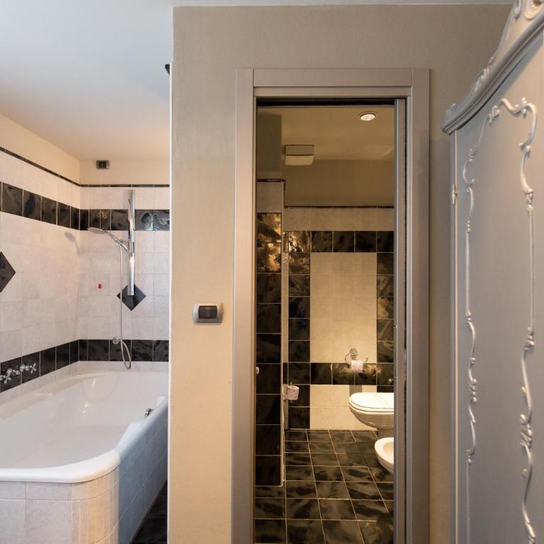 Hotel Serenella - Suite Deluxe con Balcone - 9
