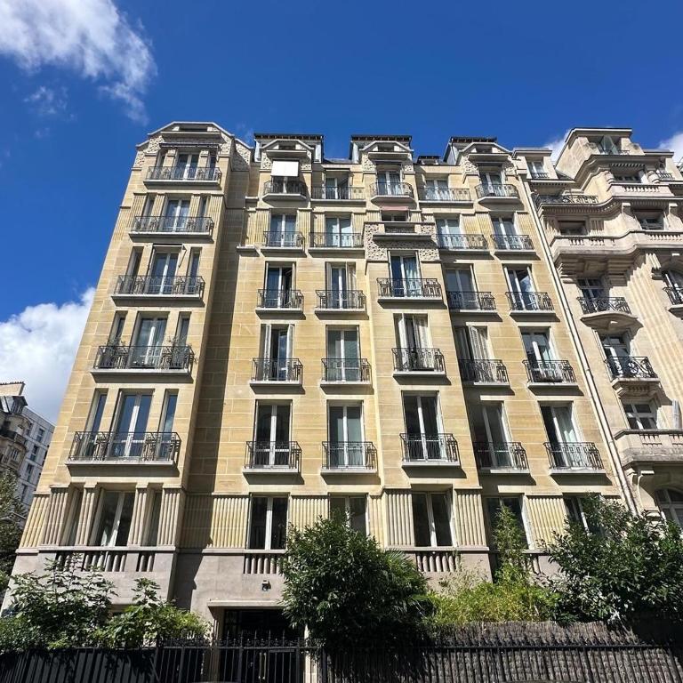 A proximité immédiate de la Tour Eiffel - Appartement 1 Chambre - 2