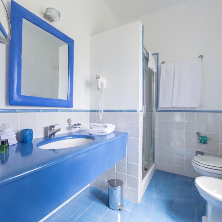 Relais Regina Giovanna - Family Room - La Corte - 10