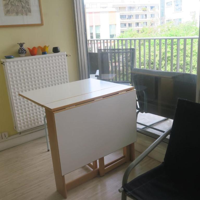 Charming bright studio apartment with balcony - Studio - 2