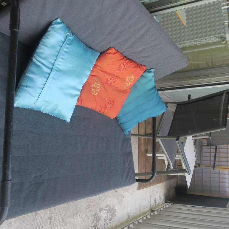 Charming bright studio apartment with balcony - Studio - 11