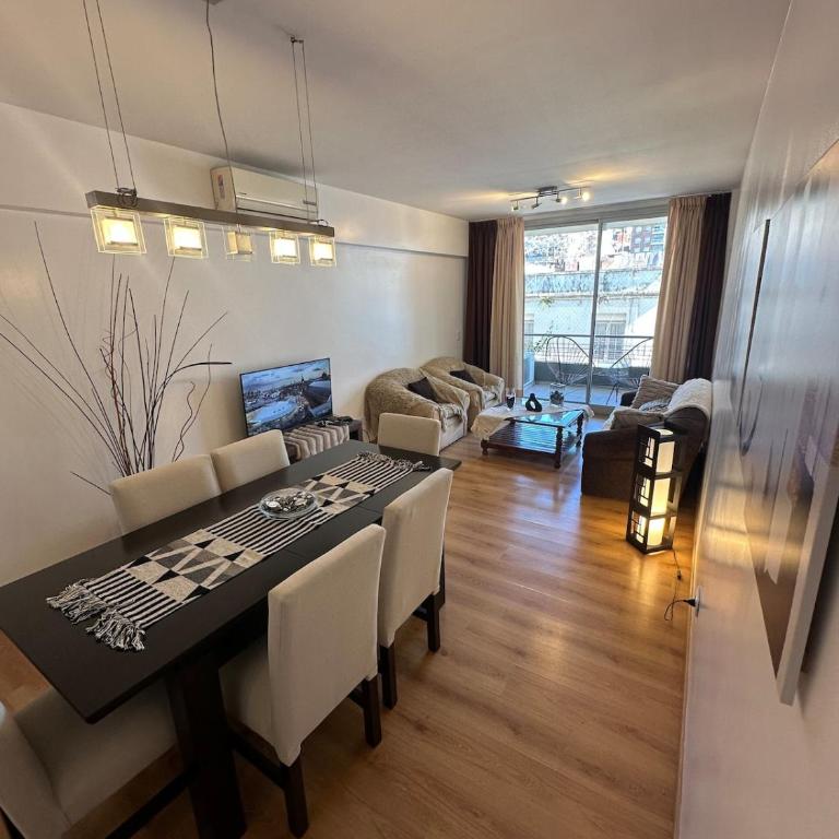 Bright apartment with balcony in Almagro - Two-Bedroom Apartment with Balcony - 1