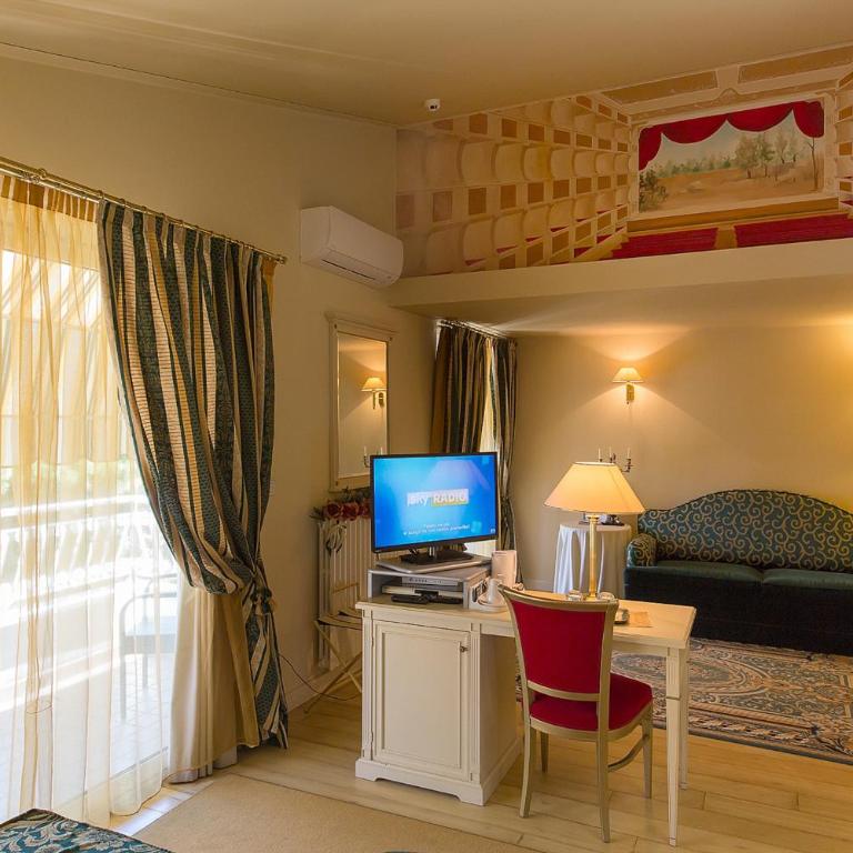 Hotel Serenella - Suite Deluxe con Balcone - 2