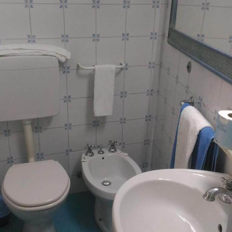 Hotel Poseidon - Economy Double Room - 4