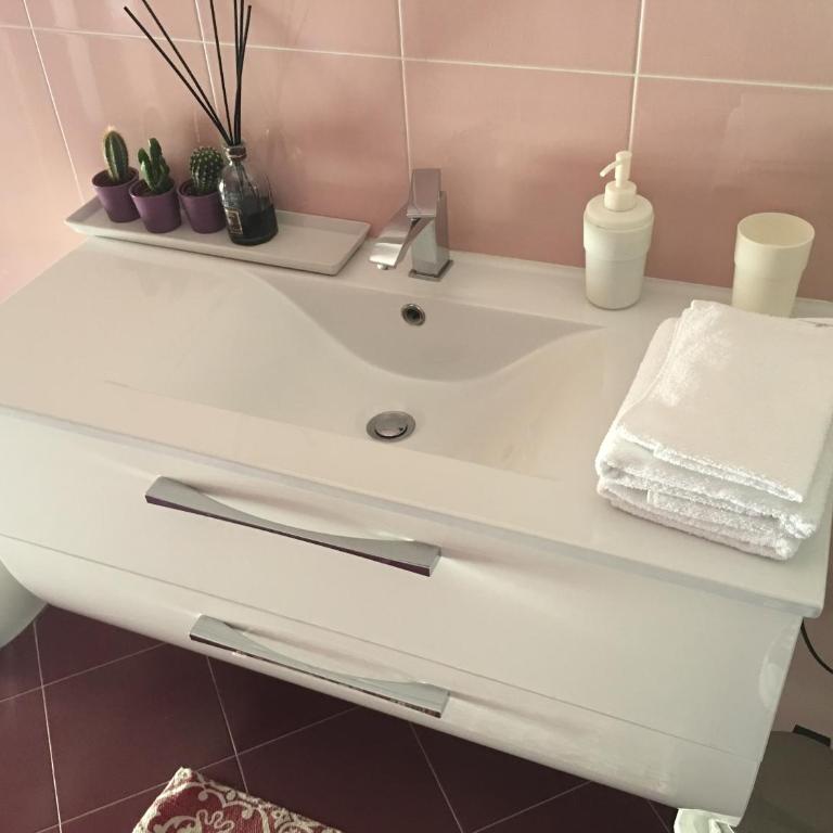 Supera Napoli Apartment - Appartamento con 2 Camere da Letto - 28