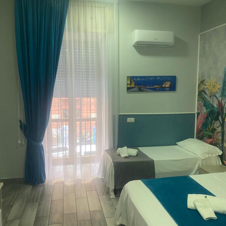 B&B VIVA NAPOLI - Camera Familiare con Bagno Privato - 22