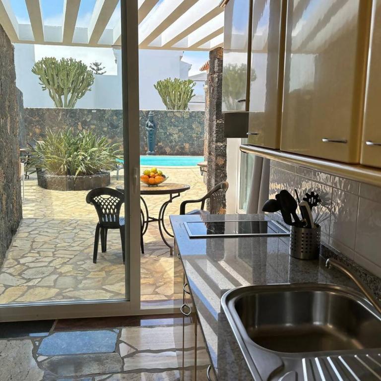 Casa Noelani - centrico y cerca de la playa - Studio with Pool View - 8