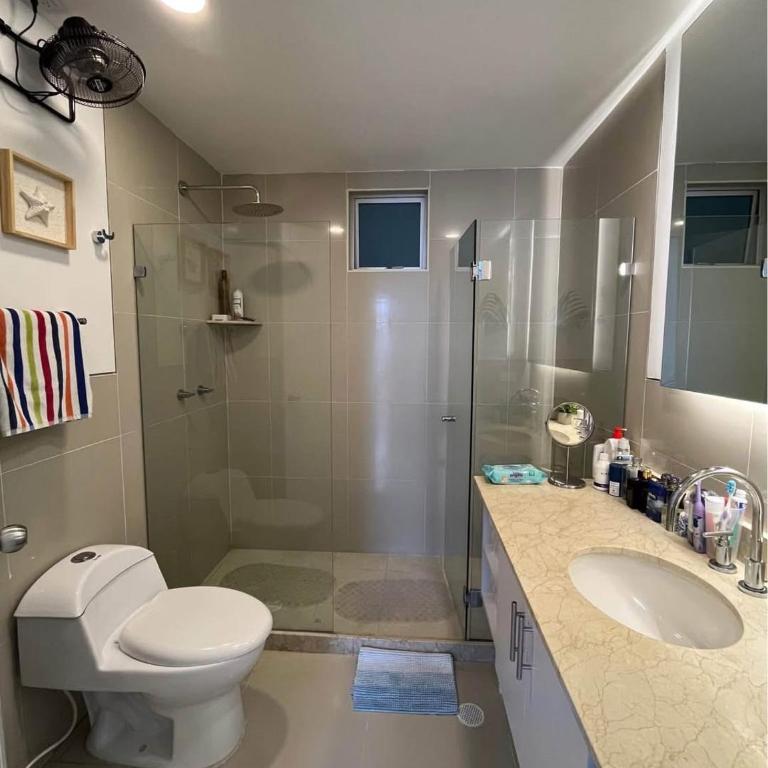 Apartamento reformado, fresco, edificio con salida a la playa Morros, Cartagena - Apartamento de 3 dormitorios - 7