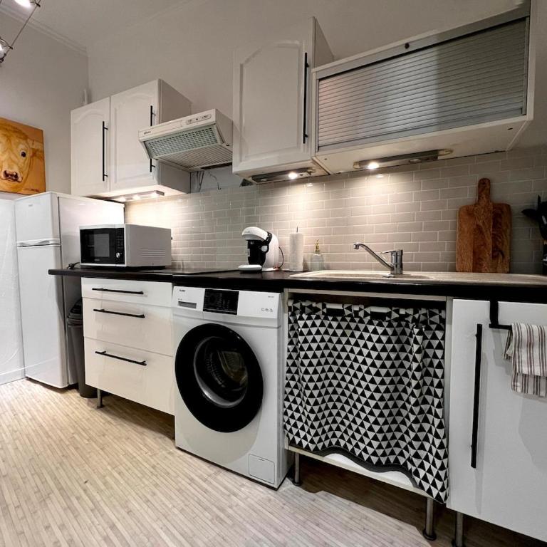Cozy Apartment Centre Nîmes - Plaza Nemausus - Two-Bedroom Apartment - 9