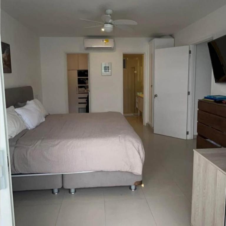 Apartamento reformado, fresco, edificio con salida a la playa Morros, Cartagena - Apartamento de 3 dormitorios - 9