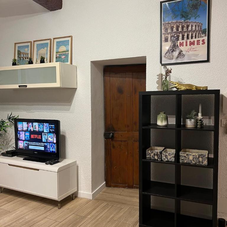 Cozy Apartment Centre Nîmes - Plaza Nemausus - Two-Bedroom Apartment - 13