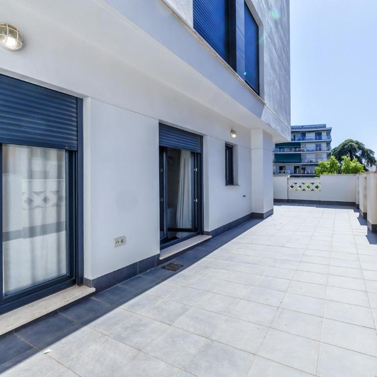 Córdoba Terrace Apartment - Three-Bedroom Apartment - 17