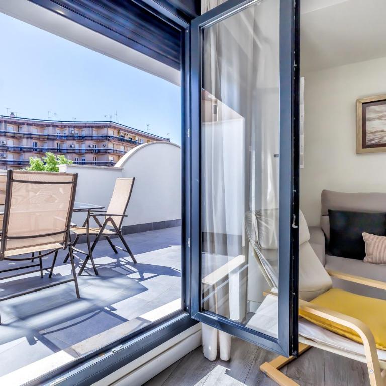 Córdoba Terrace Apartment - Three-Bedroom Apartment - 14