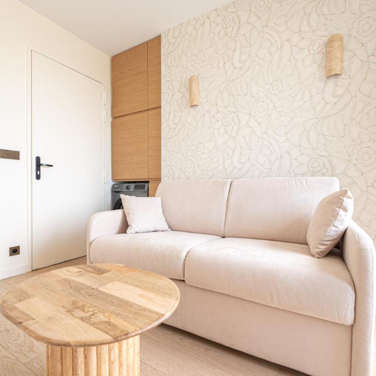 Stunning View on Eiffel Tower with Balcony - Estudio con balcón - 4