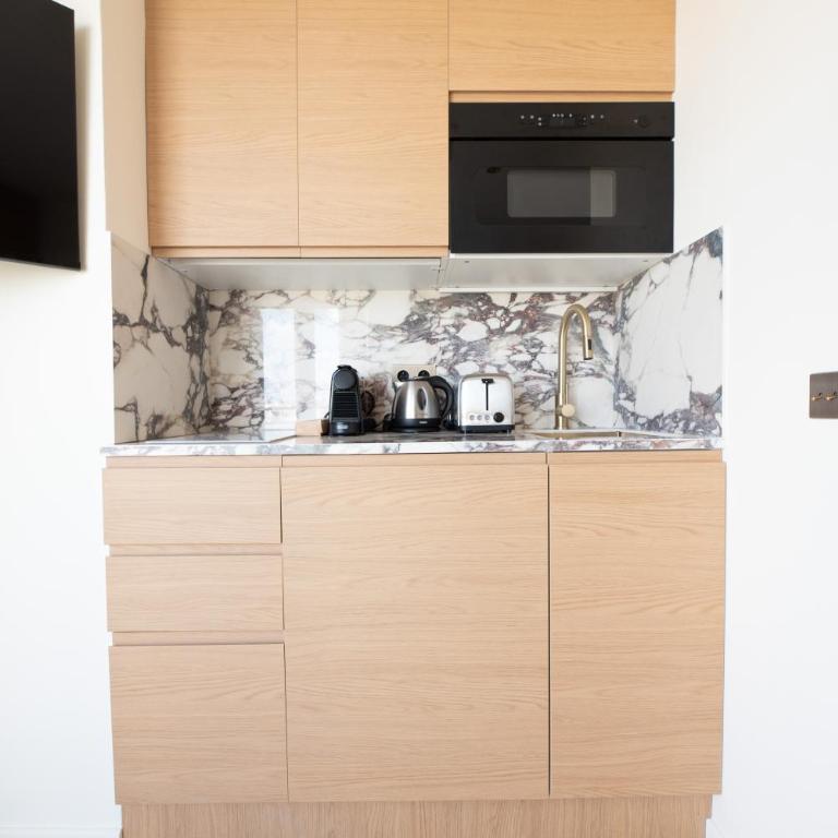 Stunning View on Eiffel Tower with Balcony - Estudio con balcón - 6