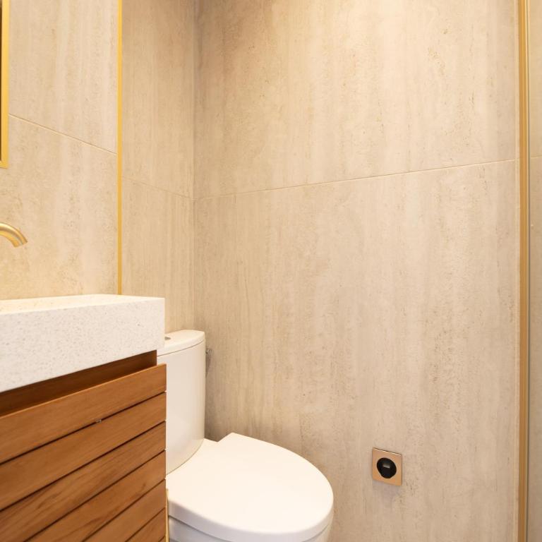 Stunning View on Eiffel Tower with Balcony - Estudio con balcón - 11
