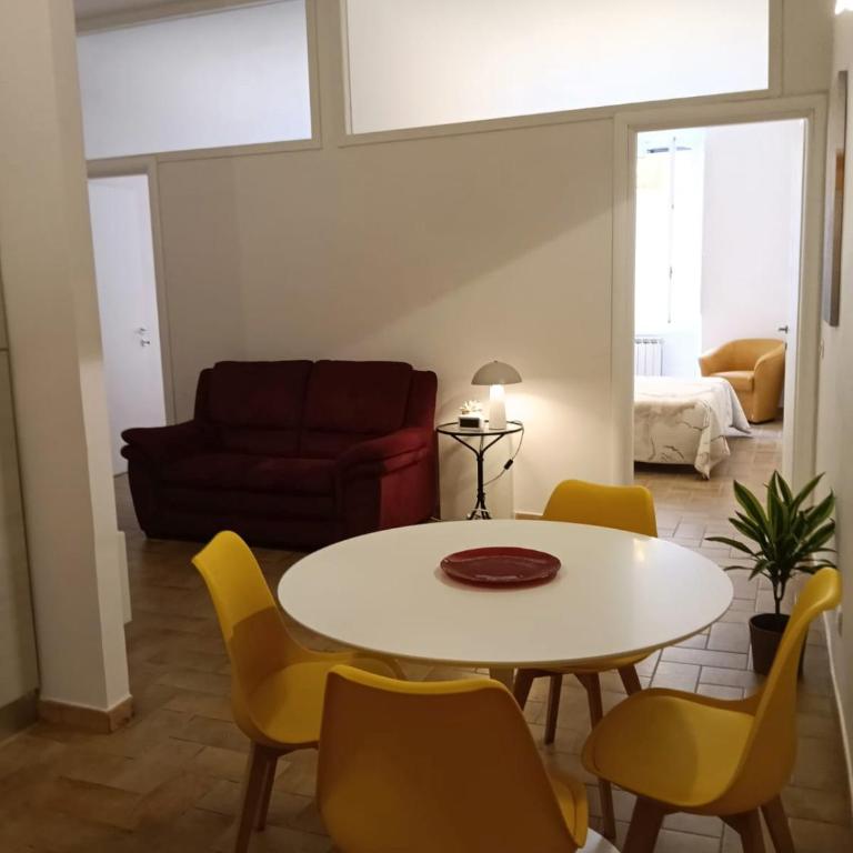 Alloggio Turistico Corso Italia 74 Viterbo - Appartamento con 2 Camere da Letto - 1