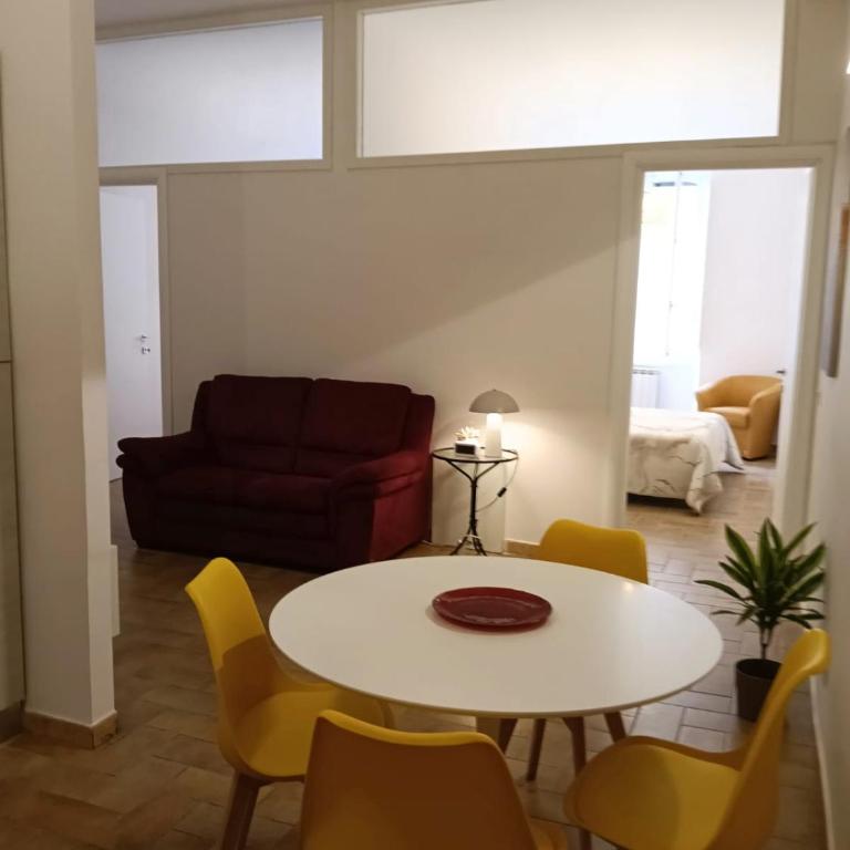 Alloggio Turistico Corso Italia 74 Viterbo - Appartamento con 2 Camere da Letto - 14
