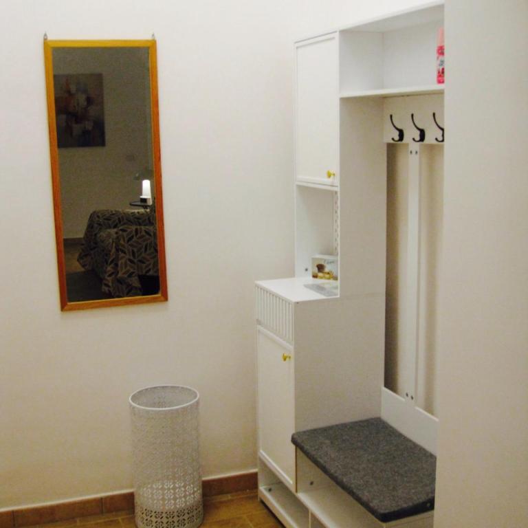 Alloggio Turistico Corso Italia 74 Viterbo - Appartamento con 2 Camere da Letto - 24