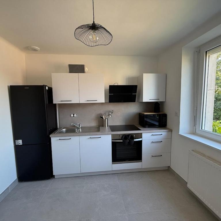 Maison refaite à neuf avec jacuzzi - LE HOMARD 13 - Casa con 3 Camere da Letto - 10