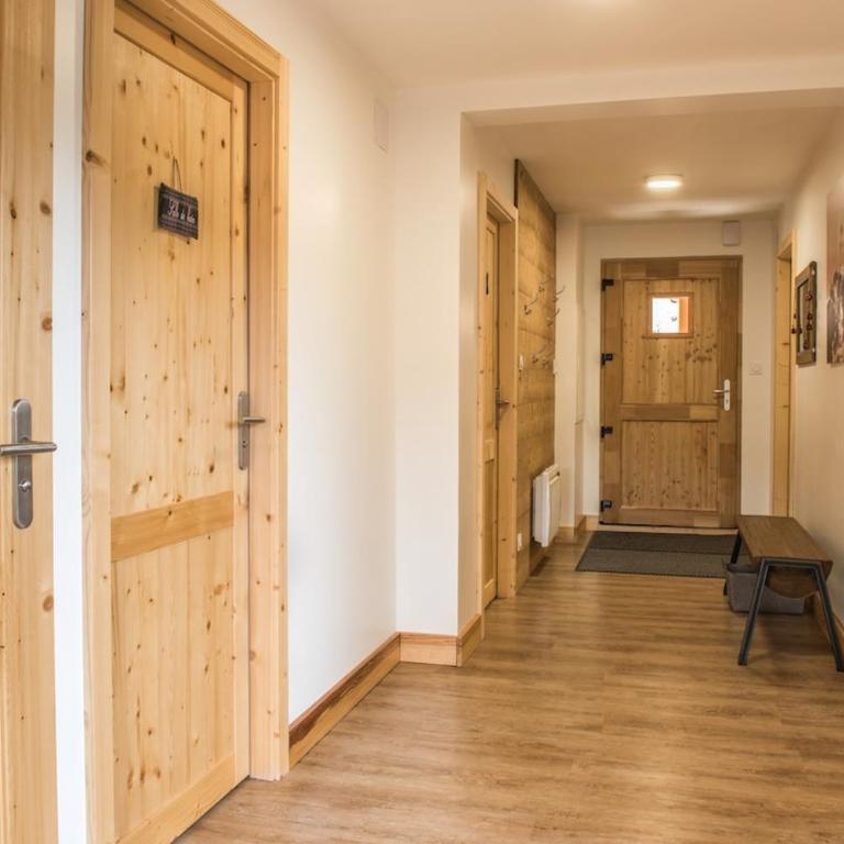 Magnifique gîte 4 étoiles pour 6p avec 3 chambres, accès Jacuzzi - Appartement 3 Chambres avec Vue sur la Montagne - 7