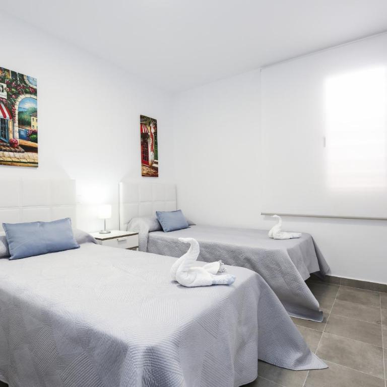 Valencia 2 Planetcostadorada - Apartamento Premier de 4 dormitorios - 8