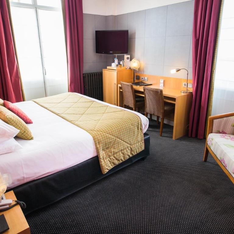 Best Western Adagio Saumur - Chambre Lit King-Size Exécutive - Vue sur Fleuve - 2