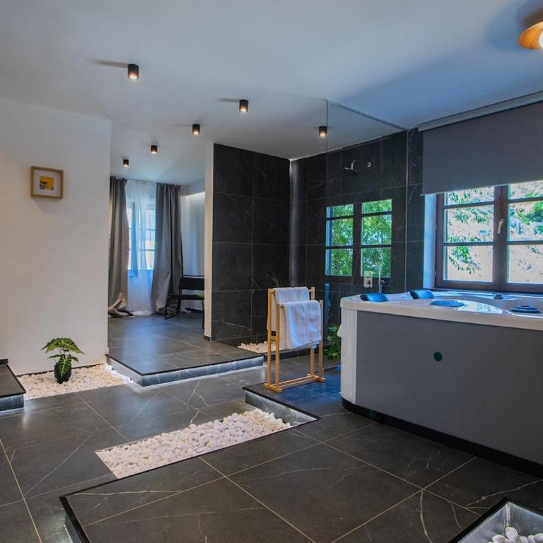 Zen Spa Villa Belgrade - Pool, Hot tub & Sauna - Vila - 15