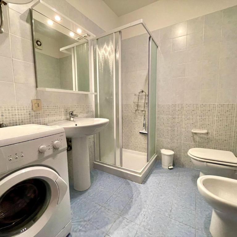 Welcoming flat with pool view balcony - Appartamento - 5