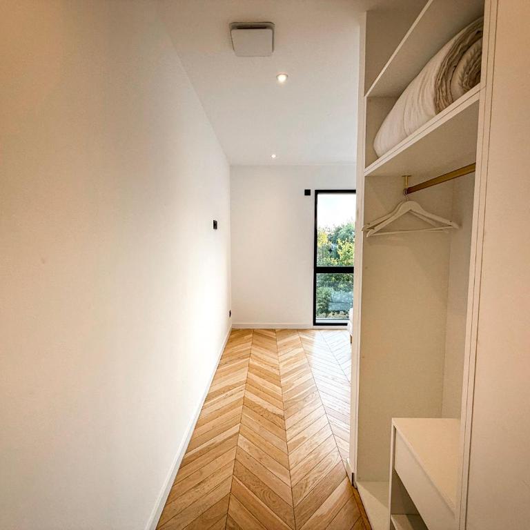 Les Trois Cyprès - Maison 4 Chambres - 30