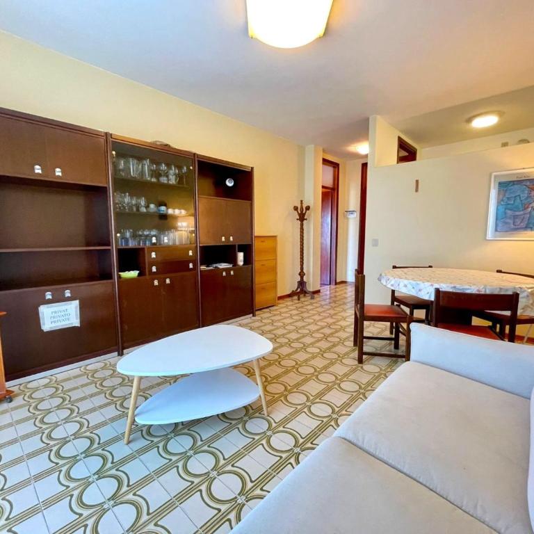 Relax in a our pool view apartment - Appartamento - 2