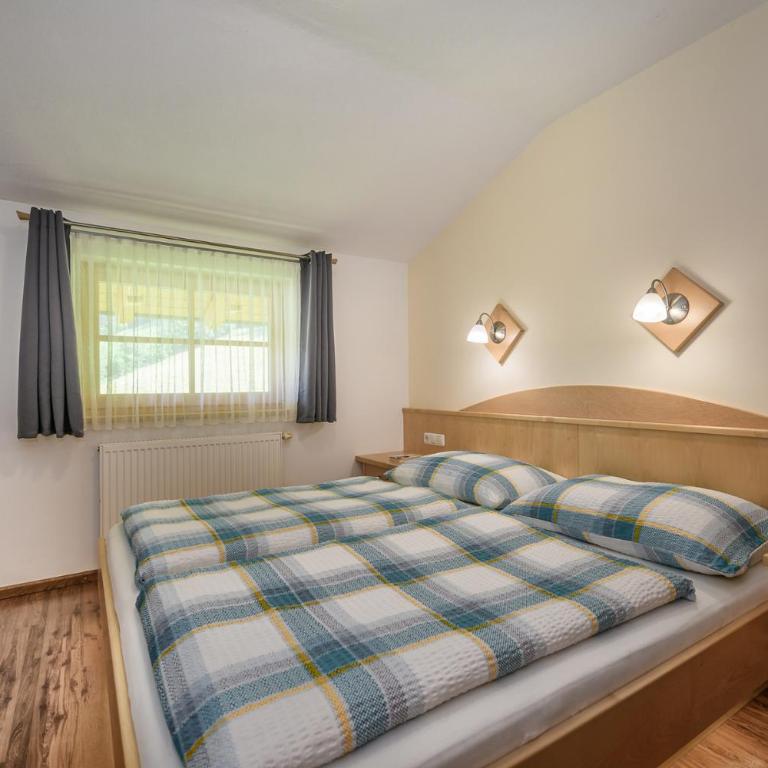 Haus Mitterlechner - Apartment mit 3 Schlafzimmern und Balkon - 6