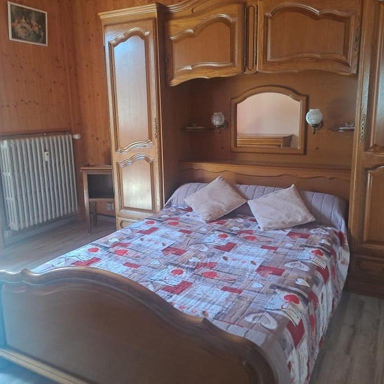 Chalet 2 Pièces, 6 Pers., Proche Centre et Pistes, Balcon Sud/Est, Parking, Animal Admis - FR-1-676-9 - Appartement - 11