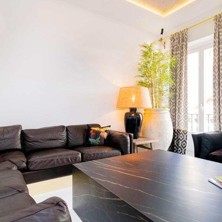 Luxury Golden Apartamento a solo pasos de Gran Vía - Two-Bedroom Apartment - 6