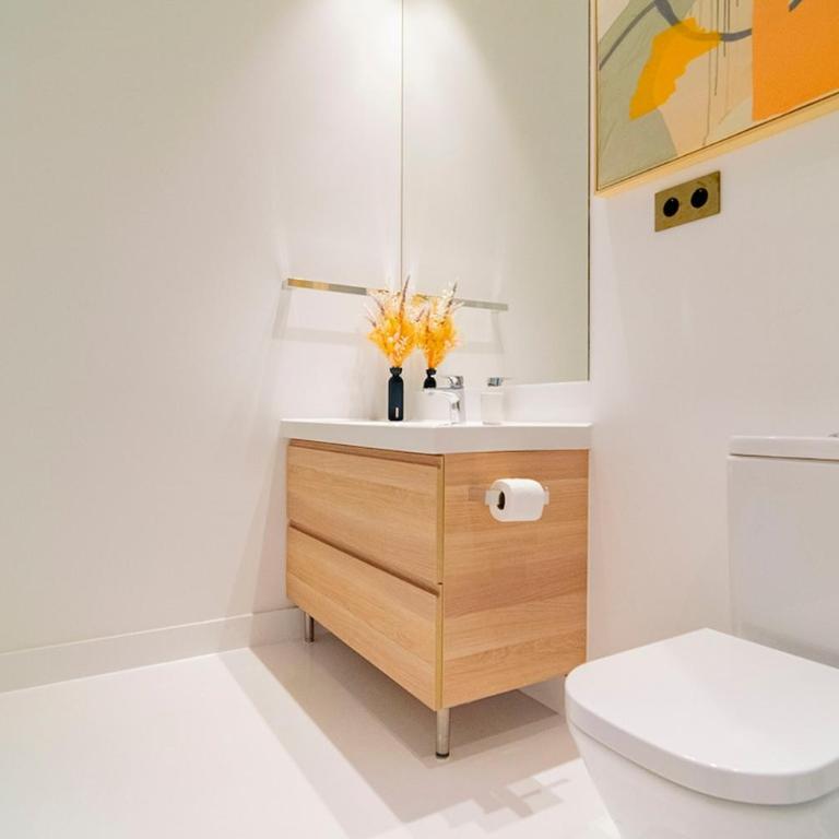 Luxury Golden Apartamento a solo pasos de Gran Vía - Two-Bedroom Apartment - 12