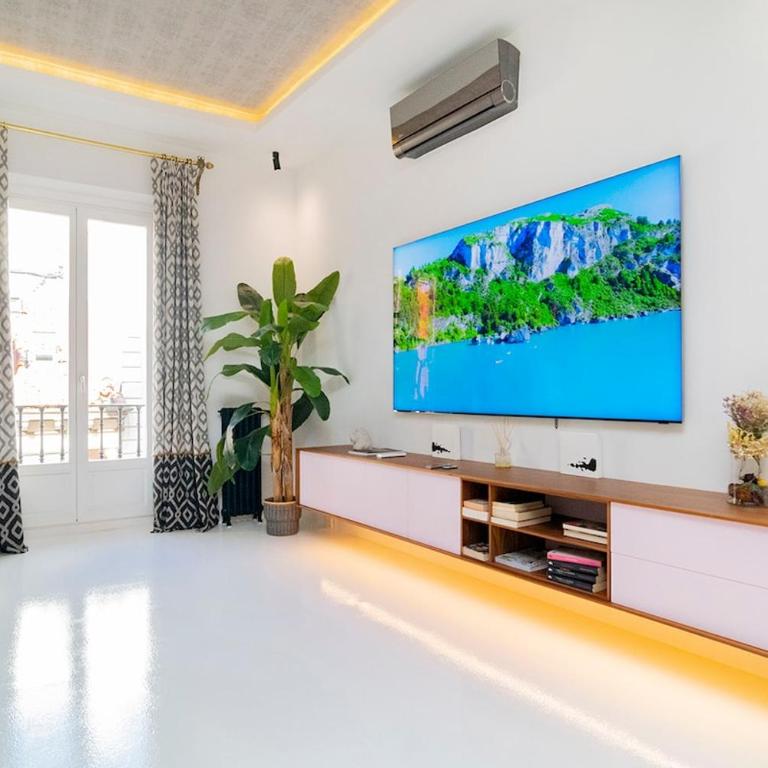 Luxury Golden Apartamento a solo pasos de Gran Vía - Two-Bedroom Apartment - 31