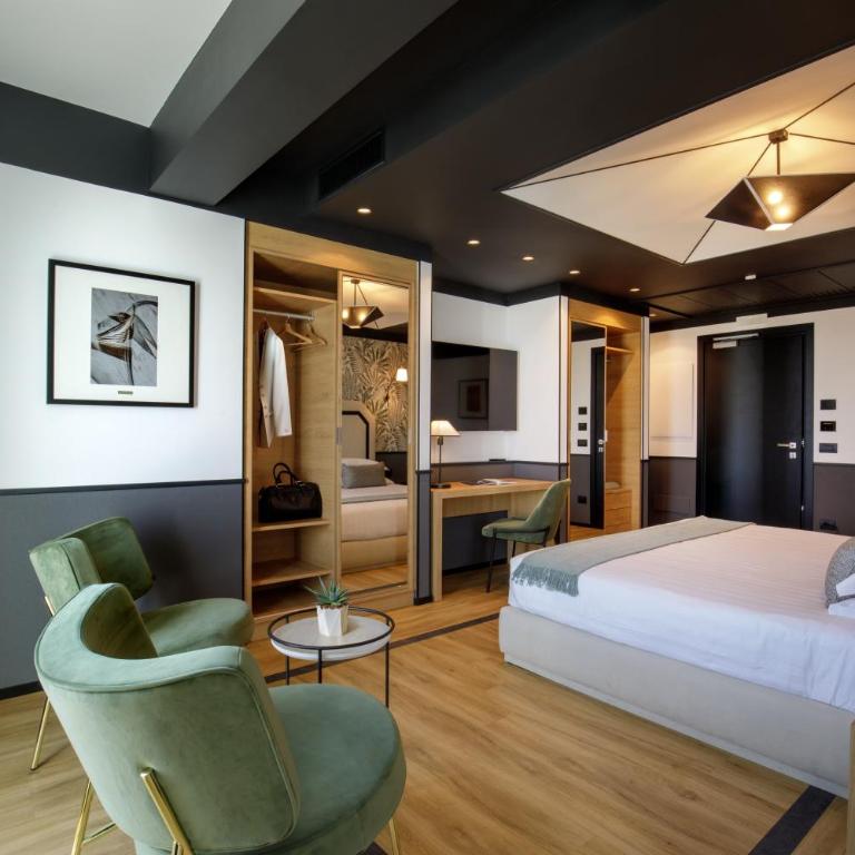 The Fourth Dimension by Domidea - Suite Deluxe con Vasca Idromassaggio - 5