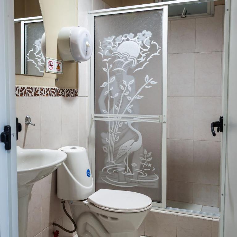 Hotel Las Gardenias - Habitación cuádruple - 8