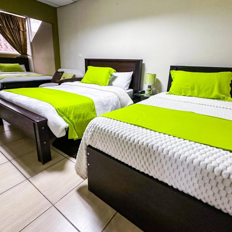 Hotel Las Gardenias - Habitación Familiar - 2