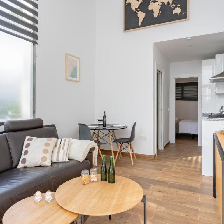 Del Mar Suites Benalmadena - Puerto Marina - One-Bedroom Apartment with Terrace - 16