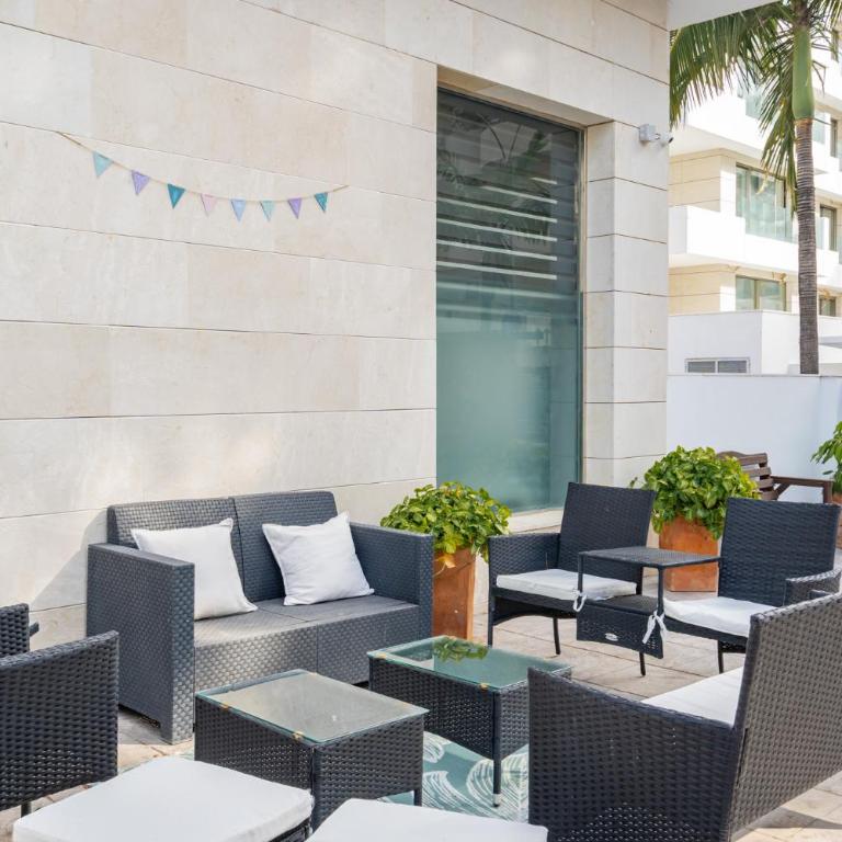 Del Mar Suites Benalmadena - Puerto Marina - One-Bedroom Apartment with Terrace - 33