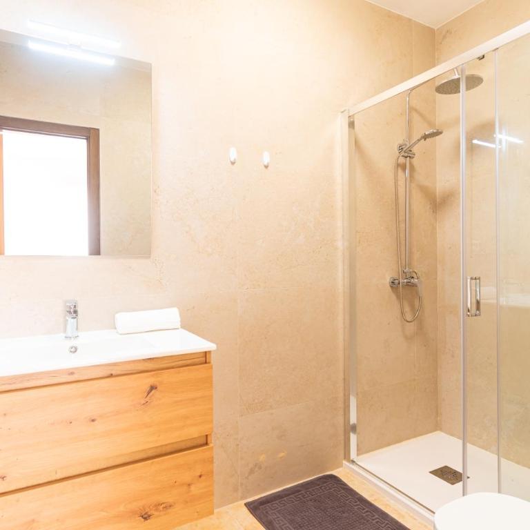 Amplia terraza, hermosa vista al mar, piscina - By Aloha Palma - Apartamento de 2 dormitorios - 29