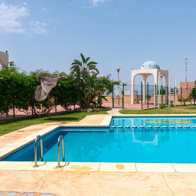 Amplia terraza, hermosa vista al mar, piscina - By Aloha Palma - Apartamento de 2 dormitorios - 10