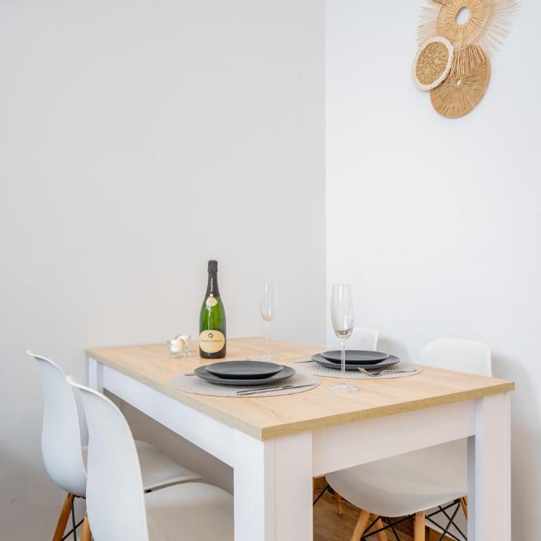 Del Mar Suites Benalmadena - Puerto Marina - One-Bedroom Apartment with Terrace - 14