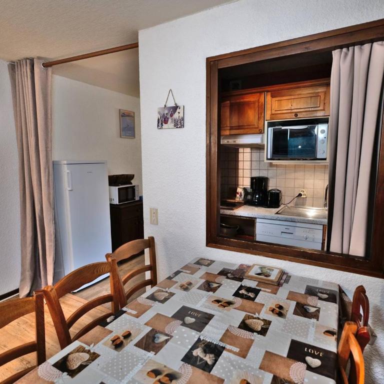 Lumineux 3 pièces savoyard, 52m², 7 pers, Le Grand-Bornand, à 400m du centre et 1000m des remontées - FR-1-458-97 - Apartment (7 Adults) - 13