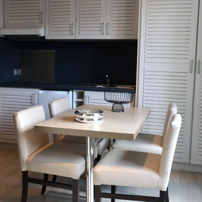 Hôtel Florida - Appartement 1 Chambre avec Vue sur Cour - 7